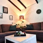 Verhuur - Heuvel 35 펜션